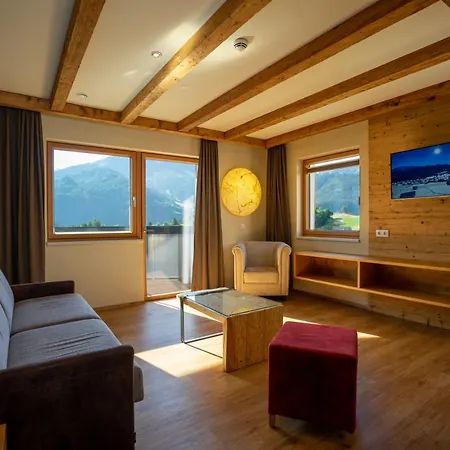 فندق Luxapart لاديس