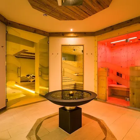 Luxapart Hotel 3*
