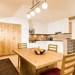 Luxapart 3* Ladis