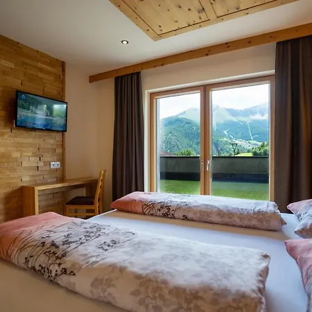 Luxapart Szálloda 3*